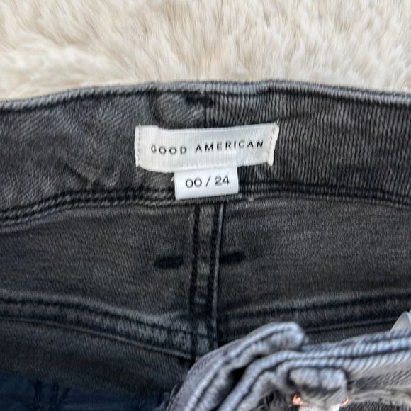 Good American Good Curve Skinny Crop Jeans Size 00/24 - Picture 5 of 9